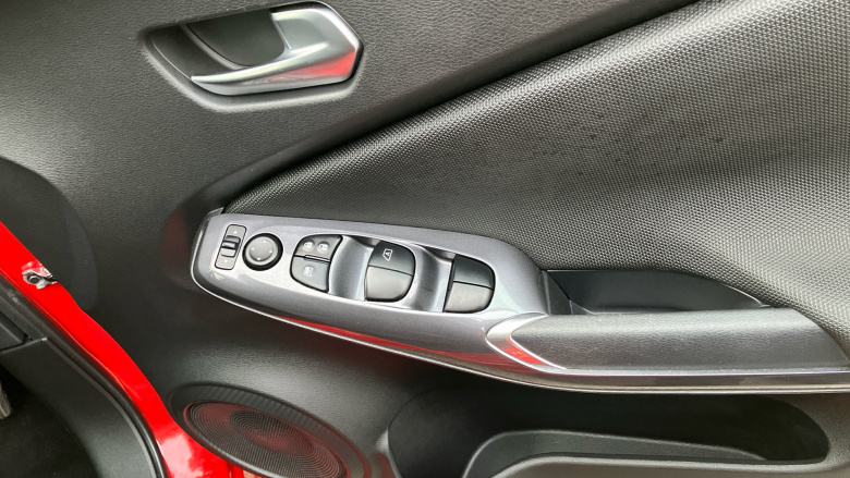 Nissan Juke 1.0 DiG-T 114 Acenta 5dr DCT Petrol Hatchback